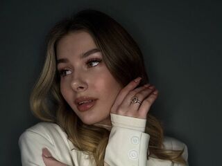 EvaEllees