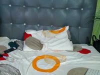 "Jeune femme pétillante, pleine de charme et de malice. J