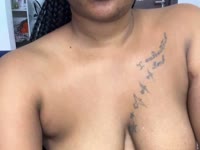 "Jeune femme pétillante, pleine de charme et de malice. J