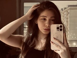 hot cam girl fingering shaved pussy AlishiaCowlin