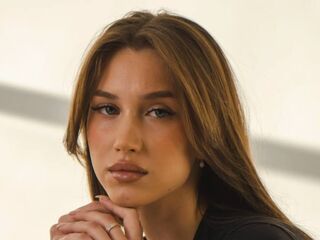 camgirl live porn AmelinaBrauberg