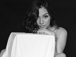 camgirl webcam picture AmyZuri