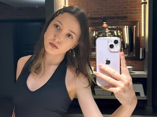 naughty camgirl masturbating with vibrator AnnaHogan