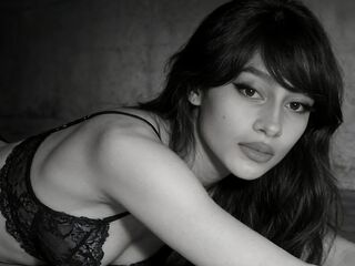 live webcam model BerylUlerio