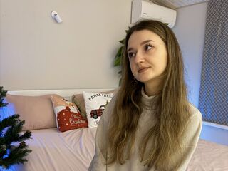 streaming live cam CyrenaLuxe
