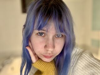 naked girl with webcam fingering pussy DeidreSarin