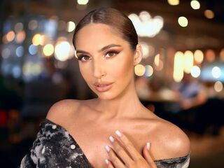 masturbating webcamgirl EllieSin