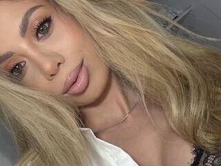 camslut topless KaylaBens