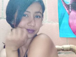 naughty webcam LauSommers