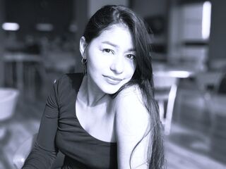 real live webcam LauraCanek