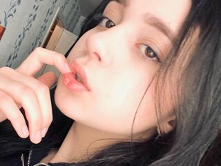 fingering girl cam LeotaBienvenu