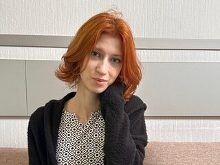 kinky webcam model LettyAegerter