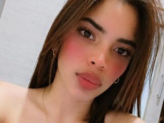 naughty camgirl masturbating with vibrator MeliCarson