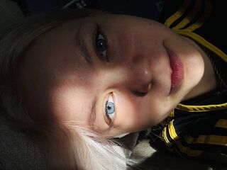 naked girl with live cam masturbating PhyllisBrancato