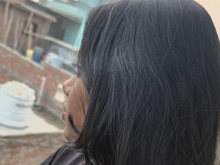 camgirl photo PriyaSengar