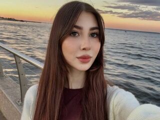 adult live cam SadeLazcano