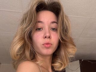 cam whore live SilvaShintaku
