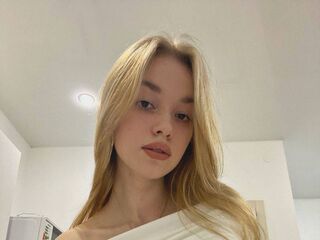 girl webcam show SteshaShow