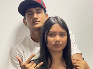 hot camslut fucked JhonAndEmily