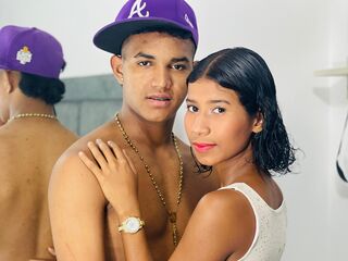 live webcam couple sexshow KattyANDLuis