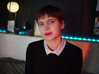 femdom camgirl AmeliRuosy