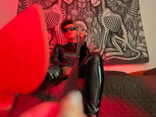 bdsm fetish cam EvannsAbby