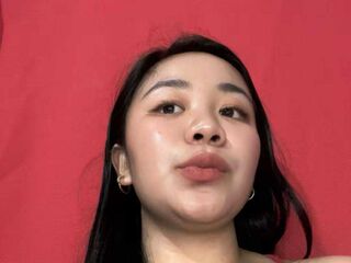 bdsm camslut HannahVinson