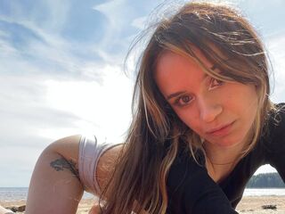 girl topless AgataMilk