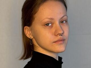 live porn webcam AlainaCaveness