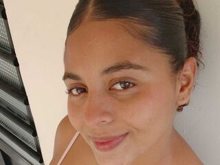 naked webcamgirl picture AlanaRiveraa
