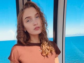 closeup webcam AlbinaFichtner