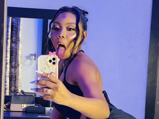 camgirl showing tits AlexHemsley