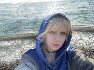 webcam girl AliceEiller