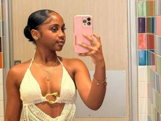 sexy cam girl AmoraBella