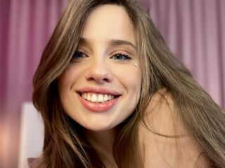 cam girl playing with dildo AngelineDivinne
