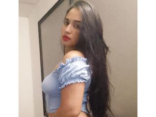 live chatroom AngieCohelo