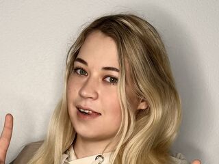 nude webcam girl AnjaTruehart