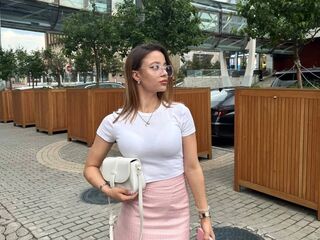 nude cam ArleighCheesman