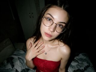 camwhore shaved pussy AugustinaMoltz