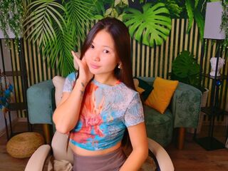 camgirl masturbating with sextoy AylinaDelin