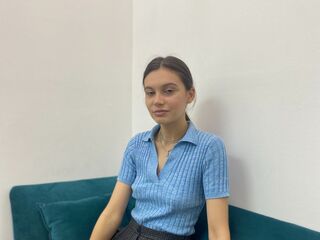hot camslut BernettaStupp