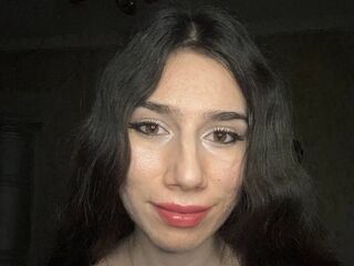 camslut showing tits BritanySudderth