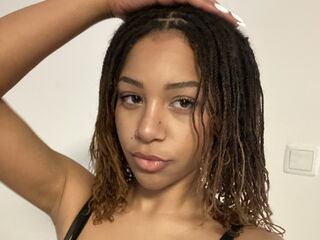 naughty camgirl picture CadeyMir