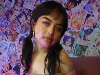 cam girl masturbating with sextoy CamiKonnor