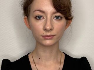 free nude cam CandiKays