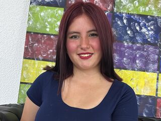 naughty cam girl masturbating with dildo CarolineTim