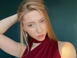 live cam girl CarylonBenzer