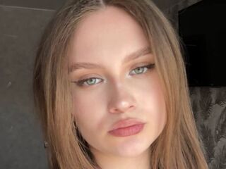 live porn cam CarylonPreis