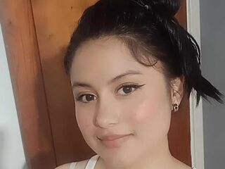 naked girl with webcam masturbating with vibrator CataleyaWem