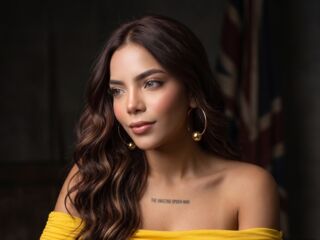 naked camgirl fingering pussy CatalinaWhatson